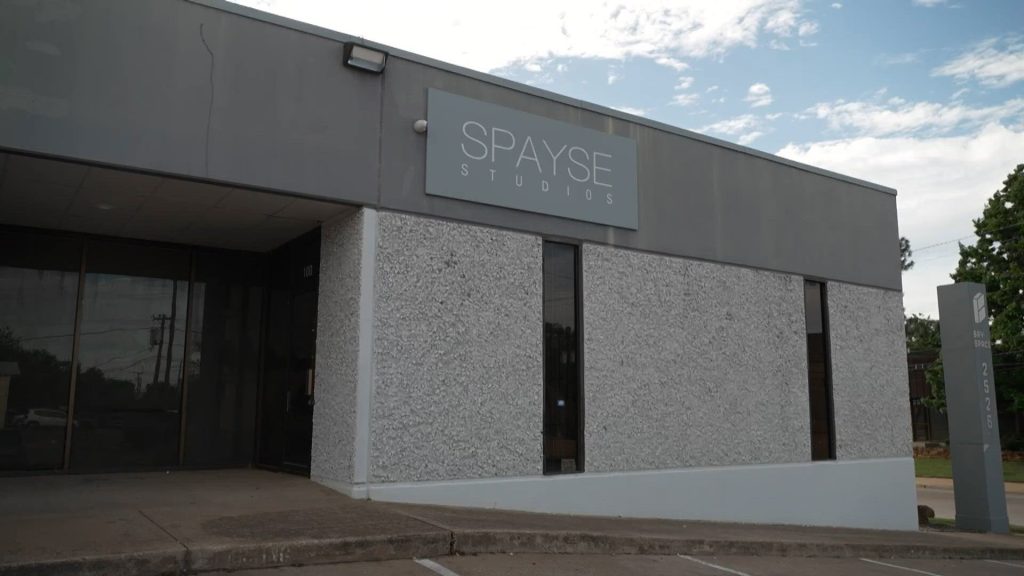 Dallas Police Raid 'Sexual Encounter Center,' Owner Vows to Fight Charges