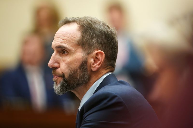 Prosecutor charged with stealing key documents from Trump investigation