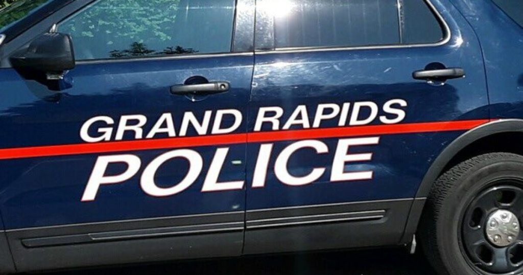Woman Arrested After Man Stabbed in Grand Rapids