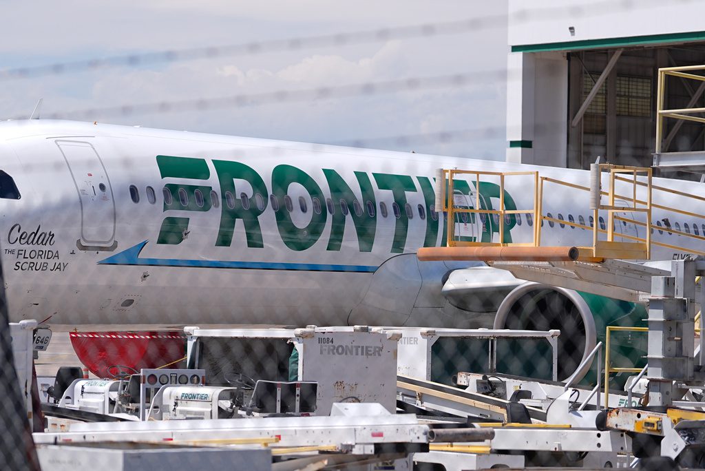 NTSB Probes Evacuation Concerns After Fatal Runway Collision in Denver