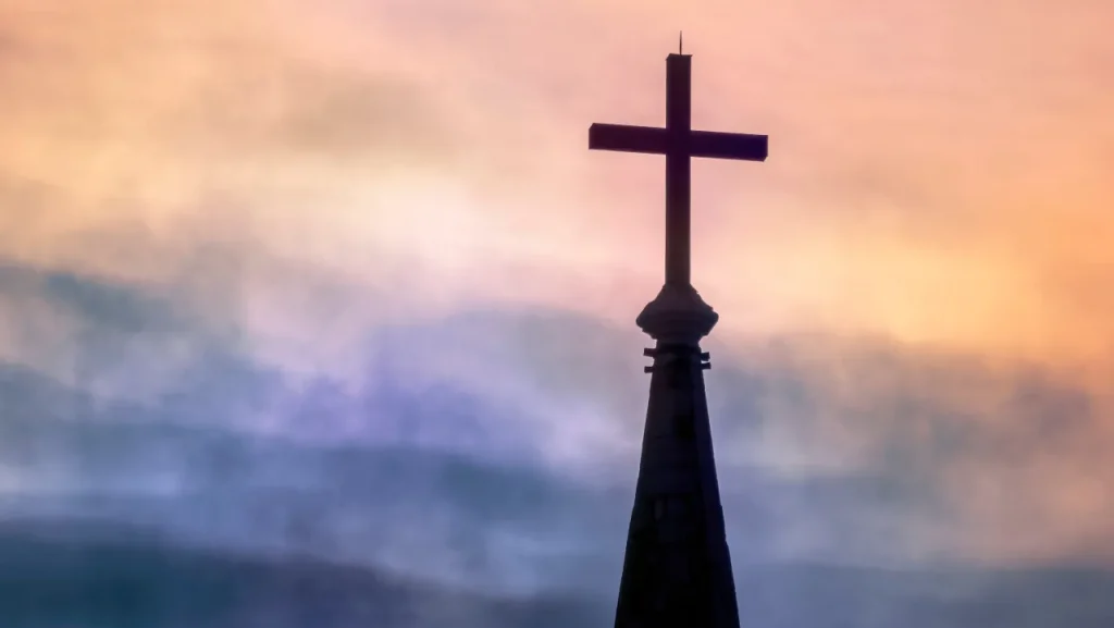 Man arrested after 'violent' video claiming Porterville church was 'giving away guns'