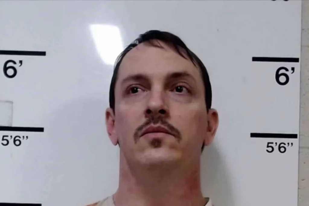 Meth-Crazed Son Decapitates Mom, Swallows Confession