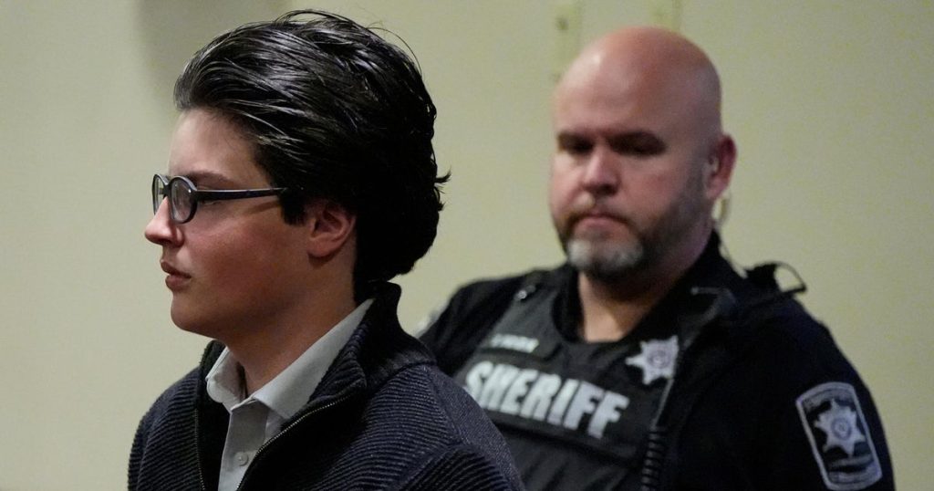 Shooter's Dad Convicted; Teen Returns to Court