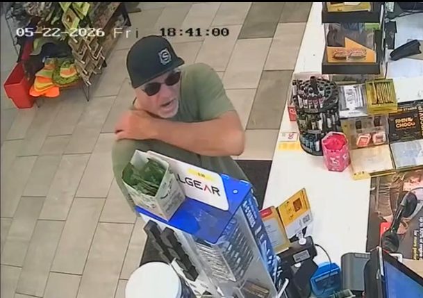 Armed Robber Still at Large After Market Street Holdup