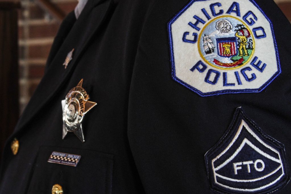5 CPD Officers Hurt in Near West Side Crowd Chaos