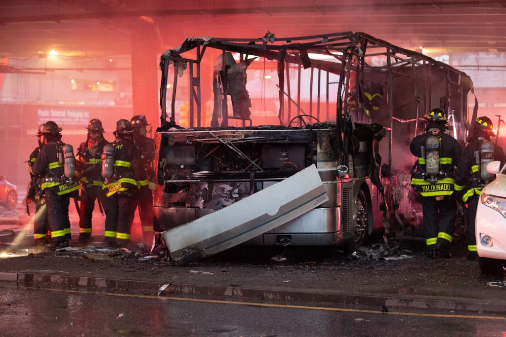 Wild photos show charred remains of abandoned bus after catching fire under BQE