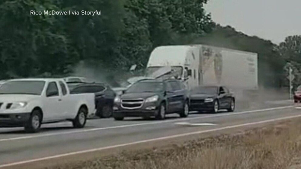 WATCH: 18-wheeler plows into vehicles at traffic light