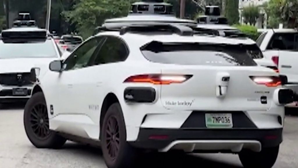 Waymo Driverless Cars Trap Residents in Atlanta