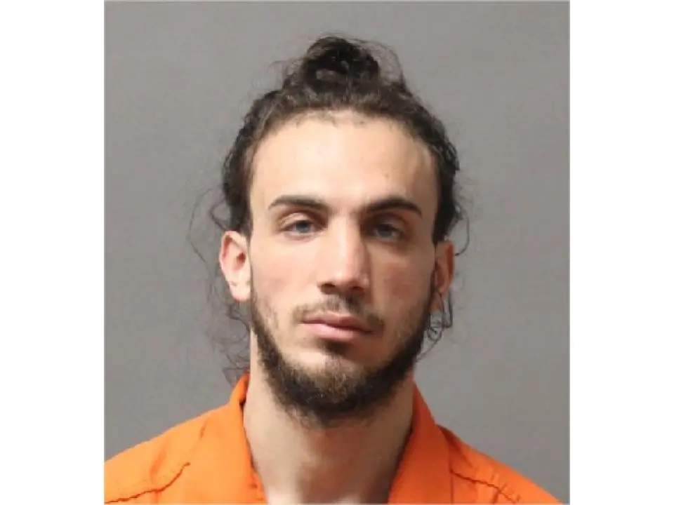 Hampton Felon Arrested In Salem; Faces Stolen Rifle, Shotgun Charges