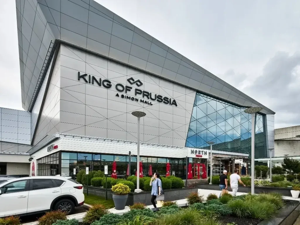 100 Police Respond To 'Defiant' KOP Mall Crowd