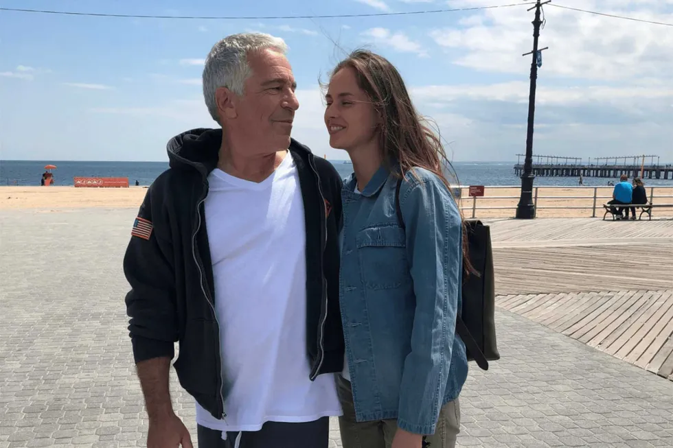 Smuggled human teeth: Jeffrey Epstein's heir caught in bizarre scheme