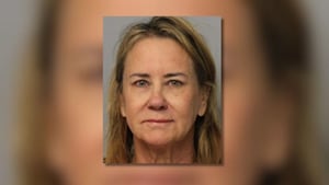 Dentist shoots boyfriend through bedroom door, killing him