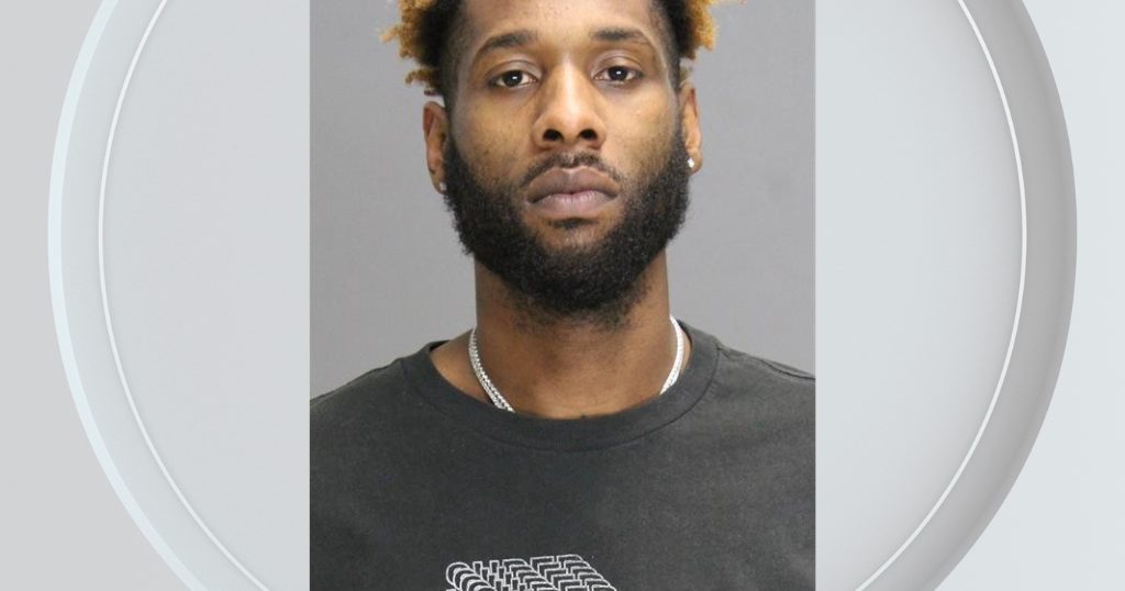 DeAndre Kane, 36, Detained at Pittsburgh Airport Over $100K Child Support Debt