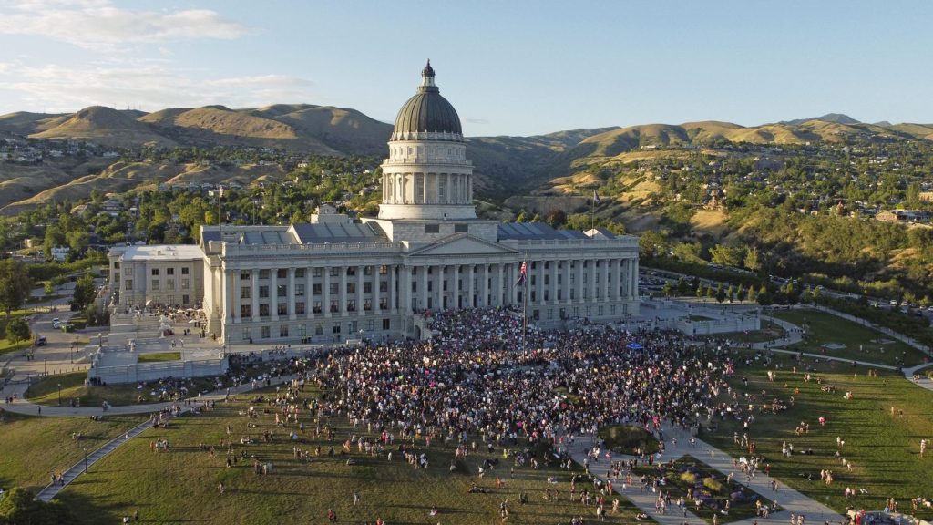 Utah Supreme Court Justice resigns amid affair allegations