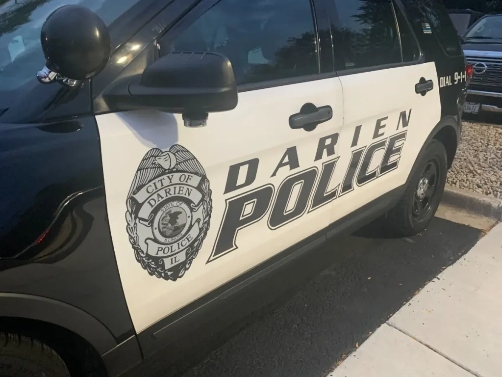 Darien Jewel Fight: Customer Challenges Employee To Fight