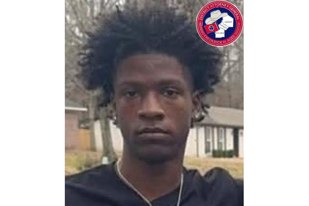 17-Year-Old Killed at Pre-Prom Shooting; Suspect Still Sought