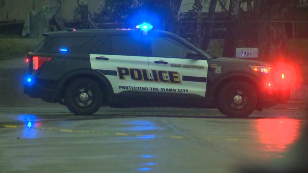 33-Year-Old Stabbed by Acquaintance in San Antonio; Suspect at Large