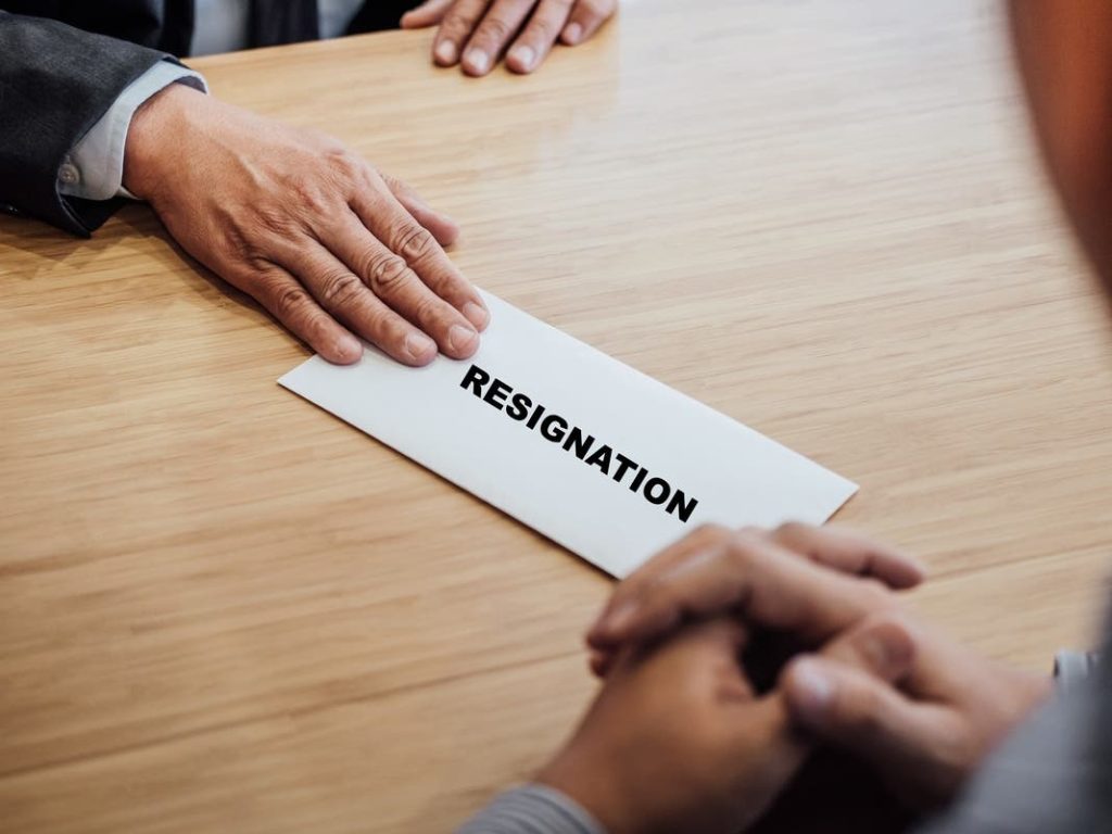 La Grange Board Blocks Teacher's Resignation, Triggers License Suspension Process