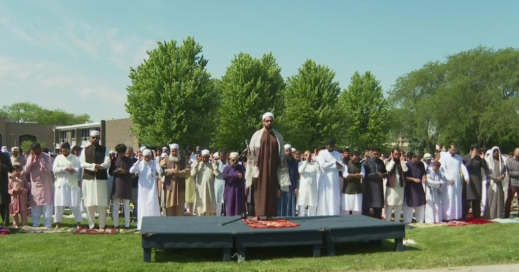 Chicago Muslims Honor Shooting Victims at Eid Celebration