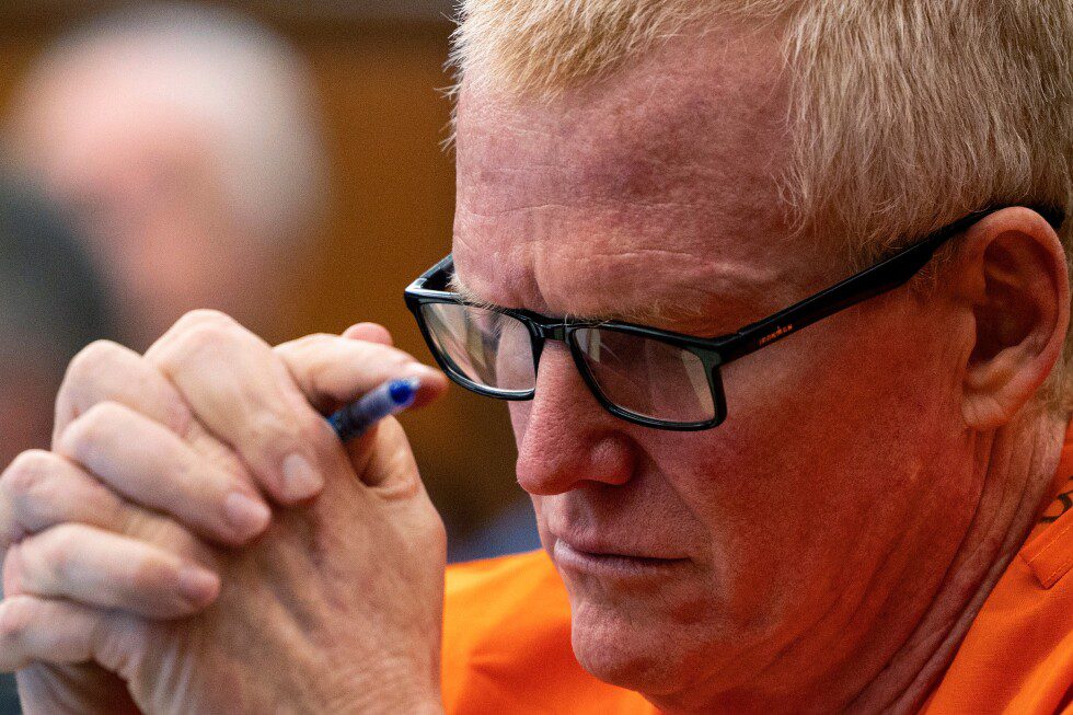 Alex Murdaugh's Convictions Overturned; Retrial Set for 2026