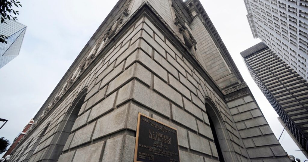 Federal Judge Gets Private Reprimand for Affair in Chambers